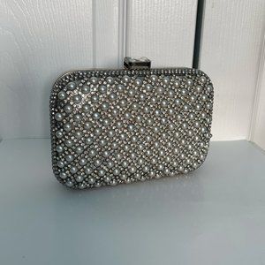 Diamond & Pearl Clutch